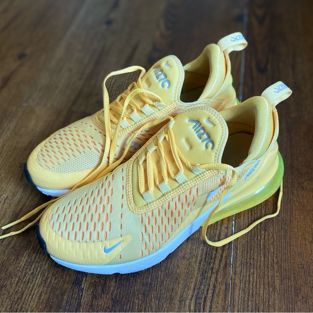 Nike Air Max 270 Topaz Gold laser orange